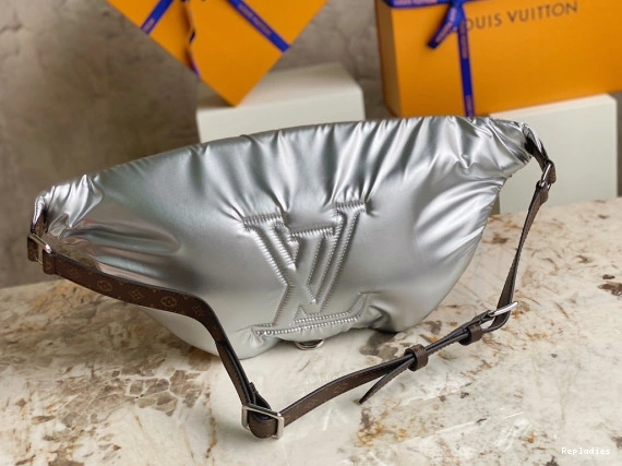 Rep ladies VUITTON LOUIS BUMBAG MAXI 0723